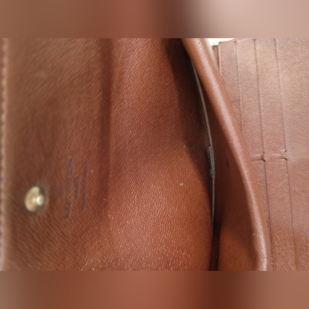 Louis Vuitton Vintage Monogram Porte Tresor International Wallet - Picture 8 of 12